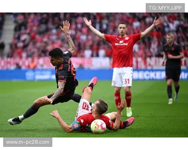 拜仁3-0完胜不莱梅，积分榜重获6分领先优势