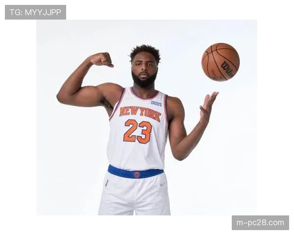 米切尔·罗宾逊抢下关键前场篮板并补篮得手，尼克斯一分险胜奇才